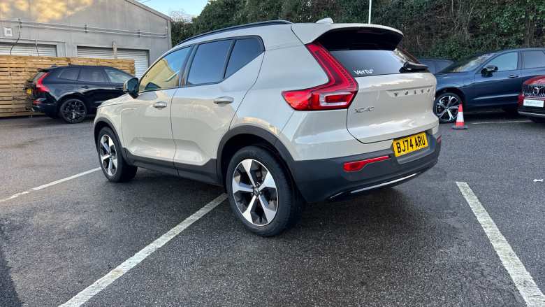 Volvo XC40 2.0 B3P Plus Dark 5dr Auto Petrol Estate